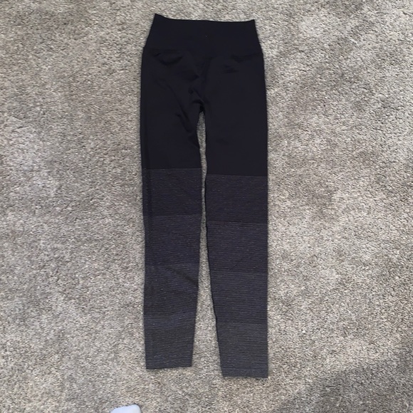 Lululemon leggings - Picture 1 of 4